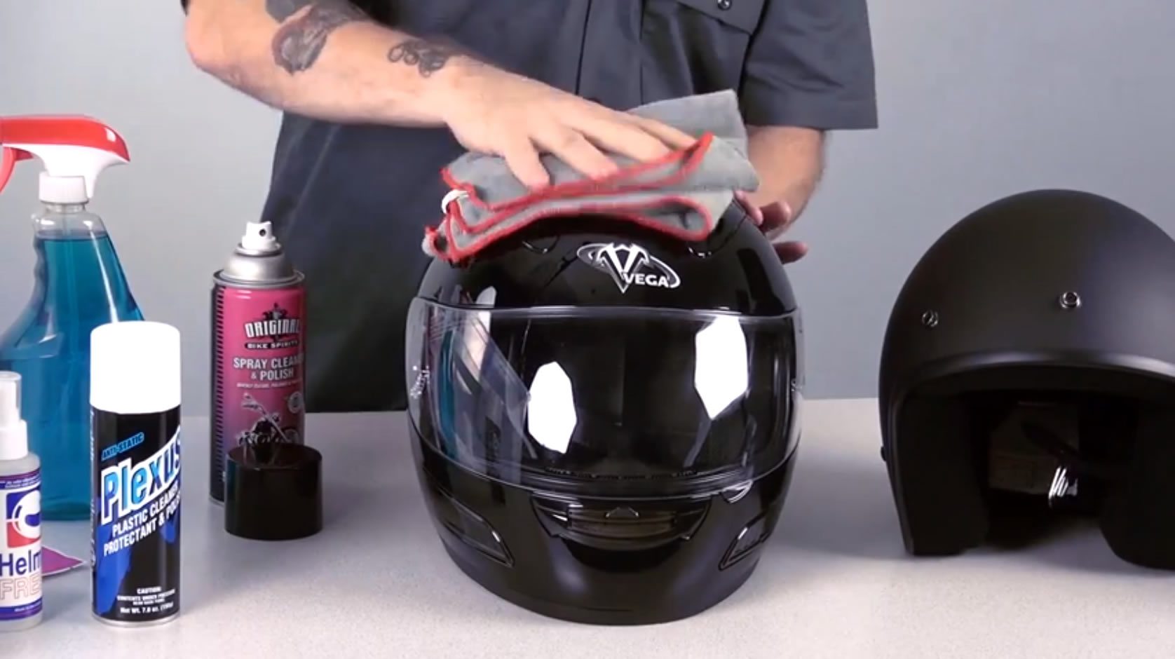 How to Clean a Motorcycle Helmet